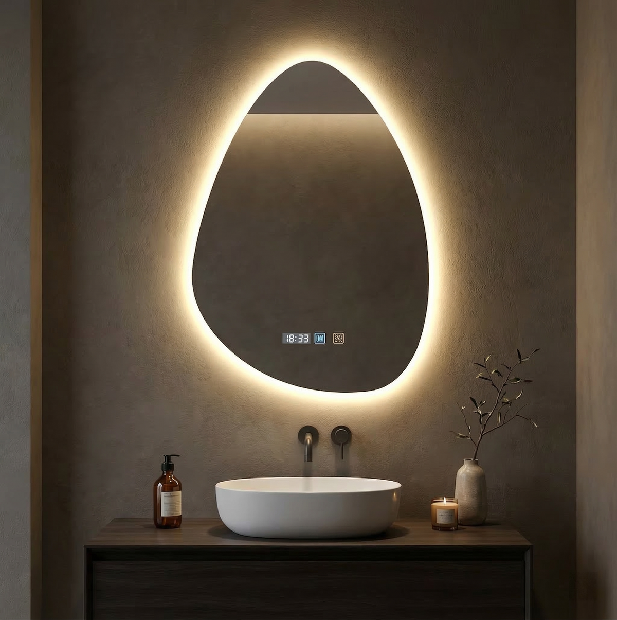LED-Spiegel Tropfenform, beschlagfrei – Nimora