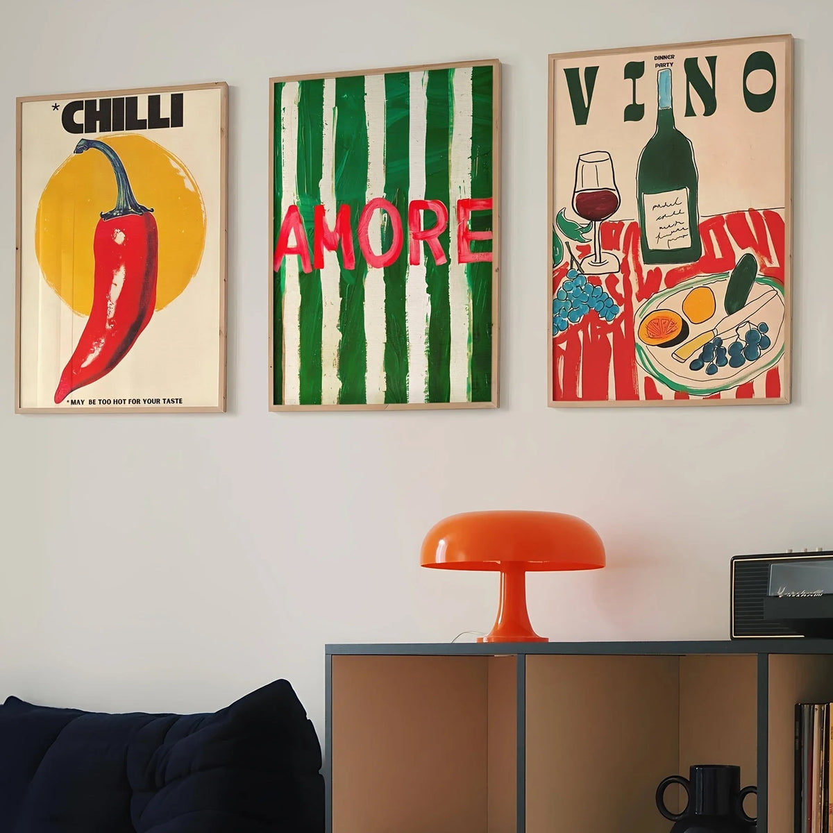 Tableau Rétro Italien Amore et Vino – Esprit Méditerranéen et Coloré