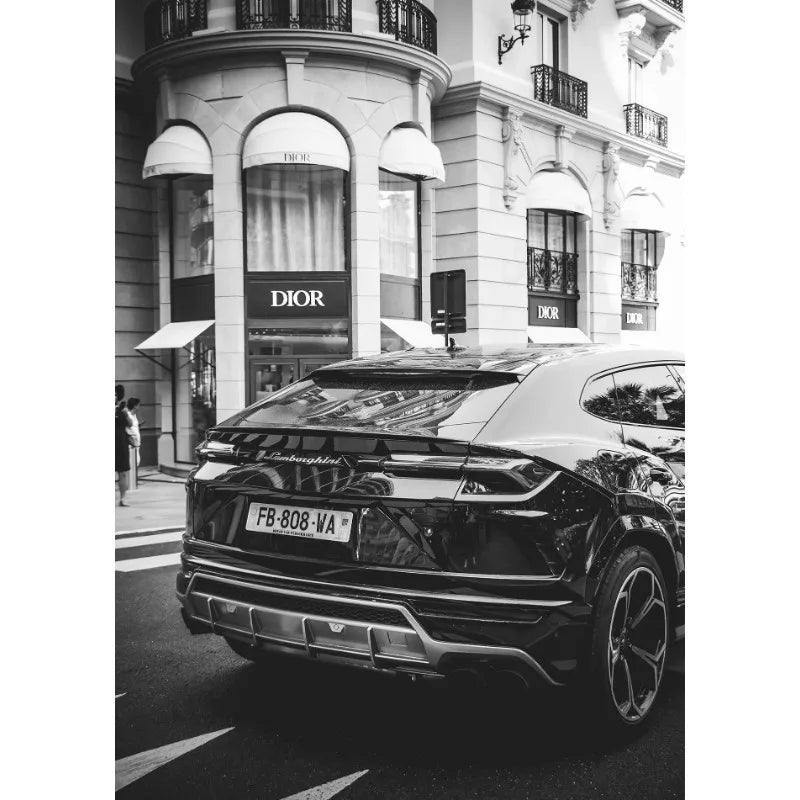 Tableau Voiture de Luxe Noir et Blanc – Élégance Automobile Minimaliste