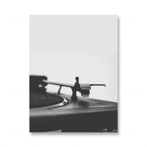 Tableau Musique Noir et Blanc – Vinyle, Guitare et Esprit Rétro
