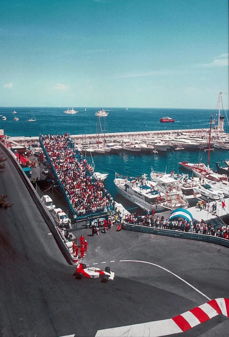 Tableau Circuit Automobile – Motorsport et Passion de la Course