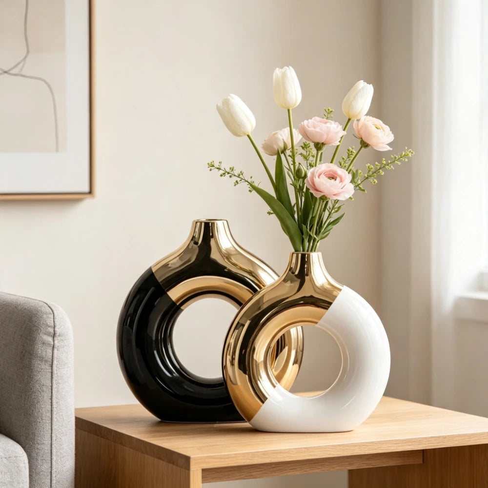 Vase Anneau – Silhouette Sculpturale et Finition Bicolore