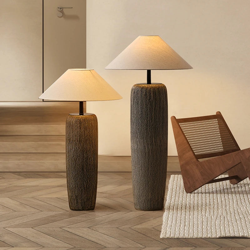 Lampe en Bois Sculpté – Nature et Élégance