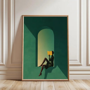 Tableau Femme Lisant Vert Émeraude – Ambiance Bibliothèque Élégante