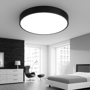 Orbélis installé au plafond, lumière douce et homogène dirigée vers le bas